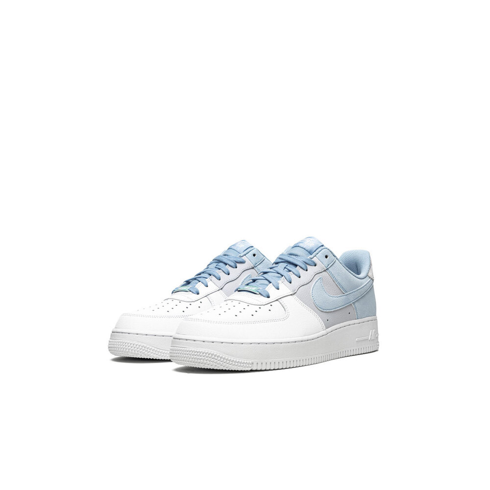AIR FORCE 1 07 LV8 Psychic Blue 
