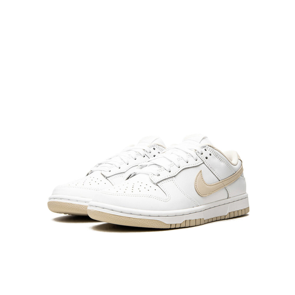 DUNK LOW Pearl White