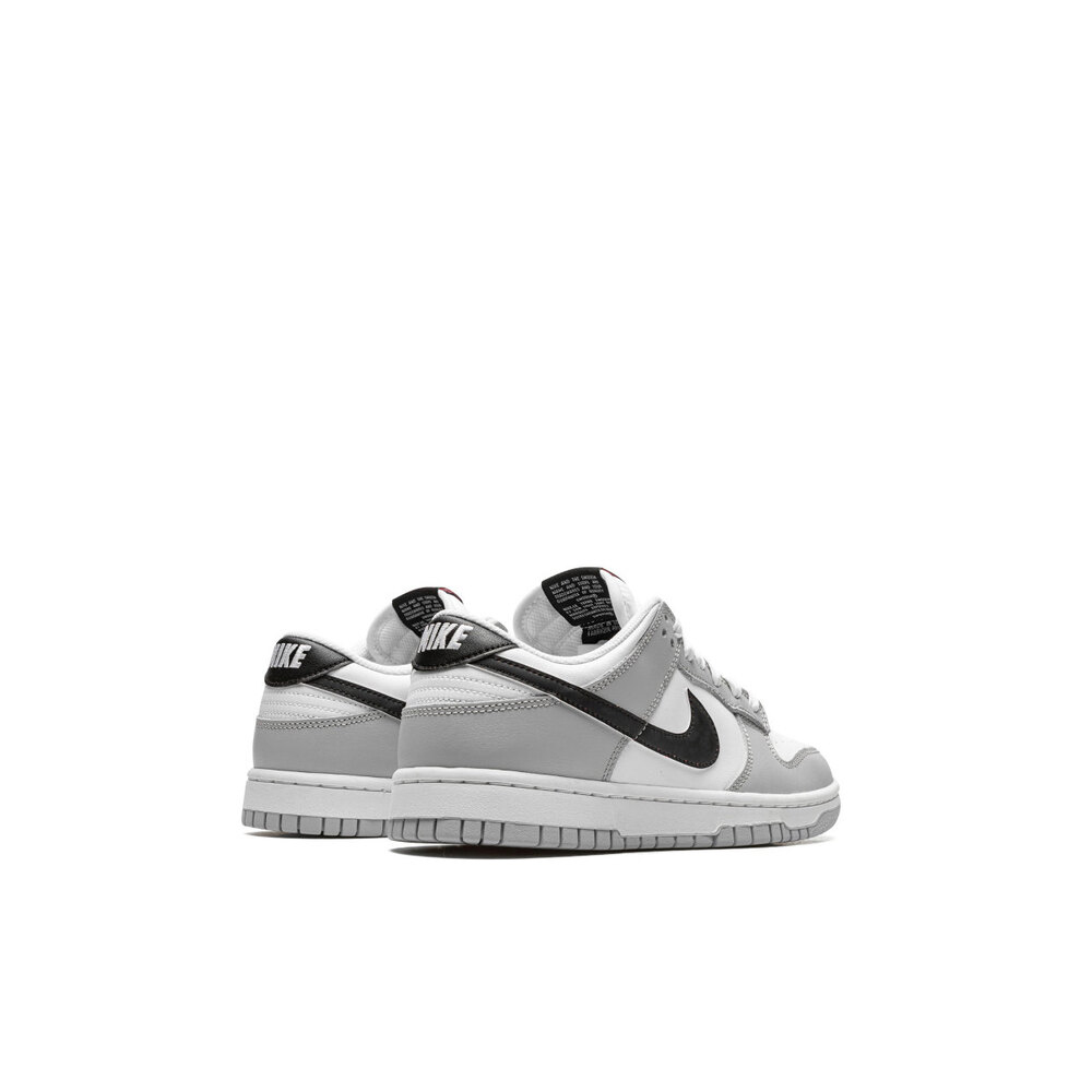 DUNK LOW SE Lottery Pack - Grey