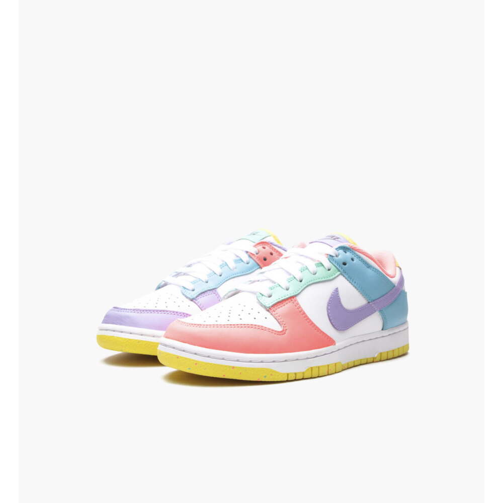 NIKE DUNK LOW SE WMNS Easter